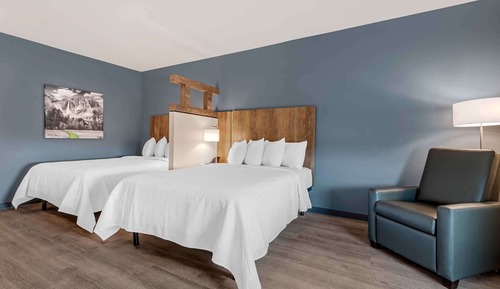 Premium Studio, 2 Queen Beds, Non Smoking, Refrigerator & Microwave