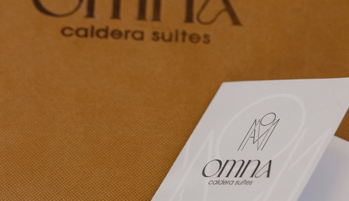 Elegant Suite with Private Infinity Pool & Heated Outdoor Jetted Tub - Caldera View