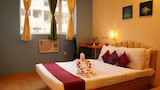 Deluxe Room, 1 Queen Bed