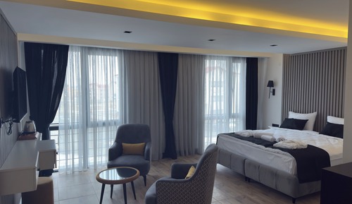 Deluxe Double Room, 1 Double Bed, Mountain View