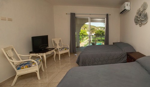 Family House, 2 Bedrooms, Balcony, Bay View