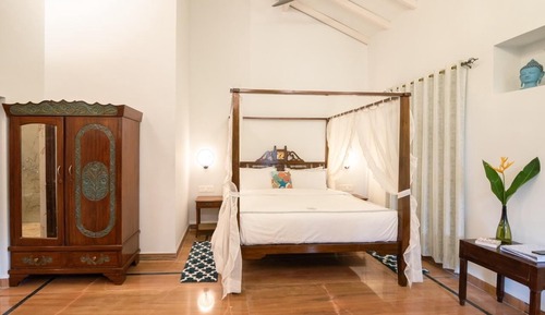 Vintage Room