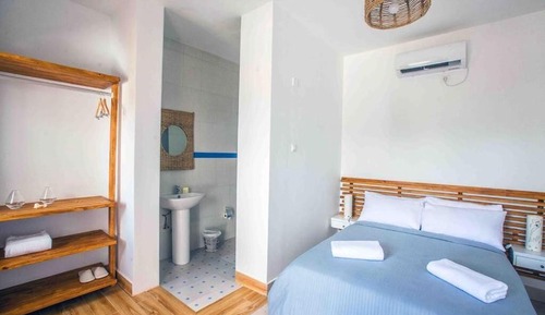 Standard Double Room, 1 King Bed, Non Smoking, Terrace