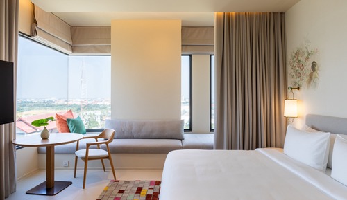 Deluxe Room, 1 King Bed (Premium)