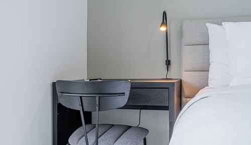 Apartment (15B)