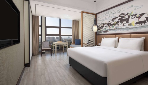 Deluxe Room, 1 King Bed, Non Smoking