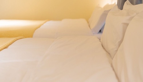 YOGA (SUPER DELUXE - Sauna)