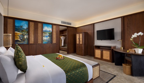 Grand Suite Garden View