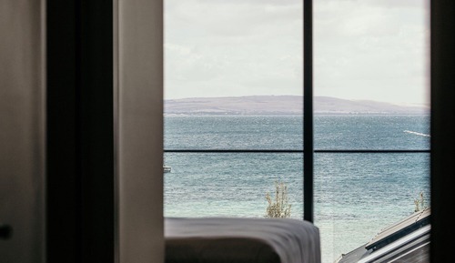 Studio, 1 King Bed, Ocean View