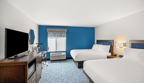 Standard Room, 2 Queen Beds (Pet Friendly)