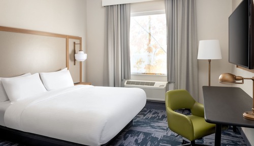 Standard Room, 1 King Bed