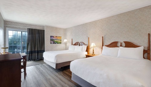 Standard Room, 2 Queen Beds (Upper Floor-Accessible by Stairs Only)