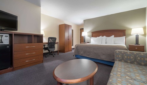 Suite, 1 King Bed, Non Smoking (Upper Floor)
