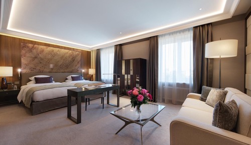 Deluxe Room, Courtyard View