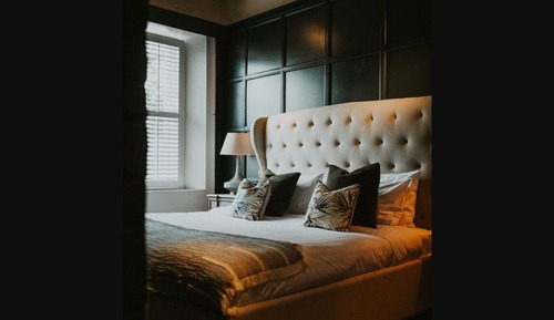 Suite, 1 King Bed, Non Smoking