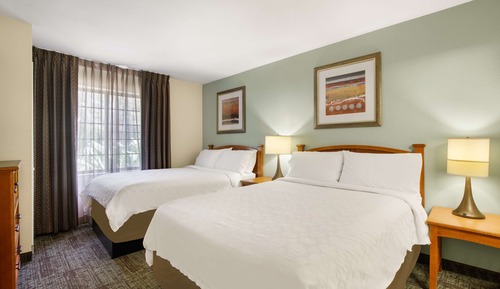 Suite, 1 Queen Bed, Accessible (Mobility Roll in Shower One Bedroom)