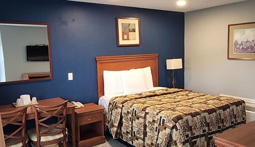 Economy Room