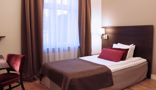 Single Room (Compact)