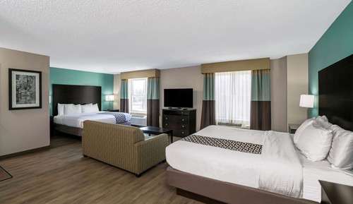 Family Room, Multiple Beds, Non Smoking
