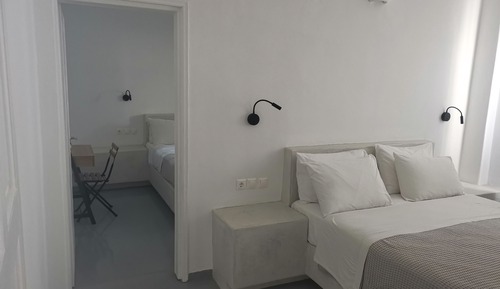 Deluxe Suite, 2 Bedrooms (Caldera View)