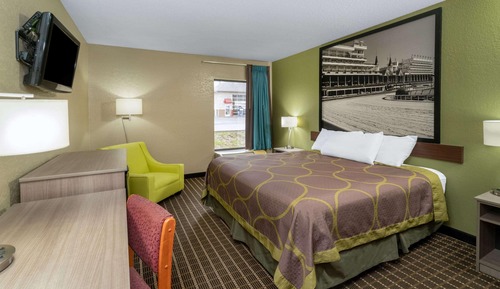 Room, 1 King Bed, Accessible, Non Smoking (Mobility Accessible)