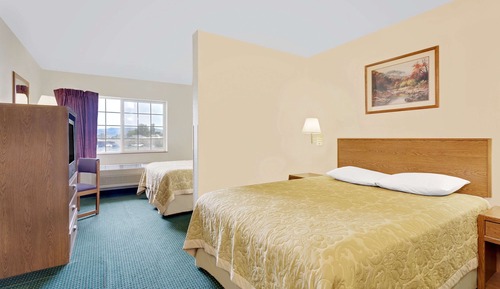 Room, 2 Queen Beds, Non Smoking (Efficiency)