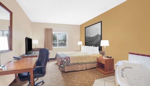 Suite, 1 King Bed