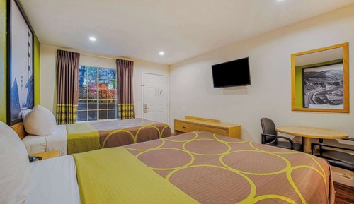 Room, 2 Double Beds, Non Smoking (Pet Friendly)