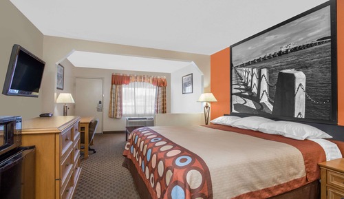Standard Room, 1 King Bed