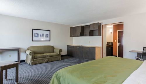 Suite, 1 King Bed, Non Smoking