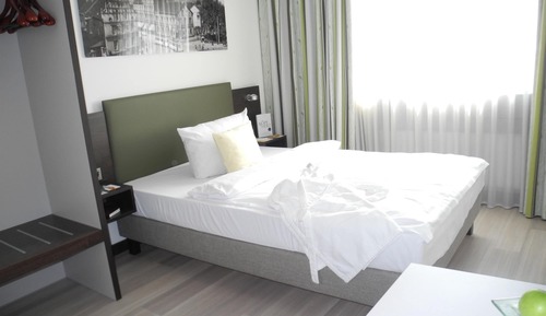 Business Single Room