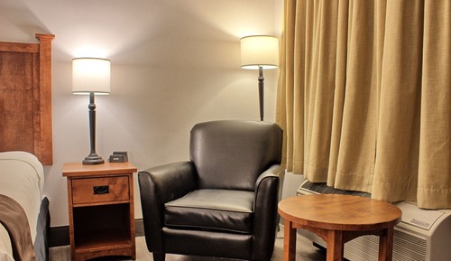 Select Plus King Room