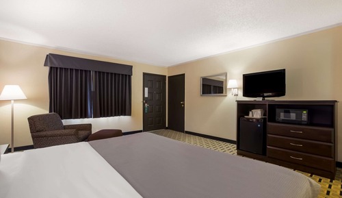 Standard Room, 1 King Bed, Non Smoking