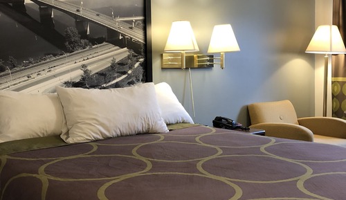 Standard Room, 1 Queen Bed, Fridge, Microwave, Non Smoking