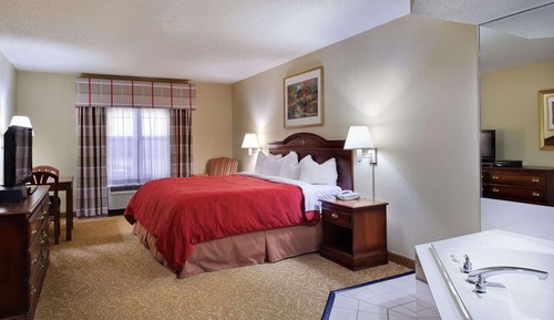 Suite, 1 King Bed, Non Smoking, Jetted Tub