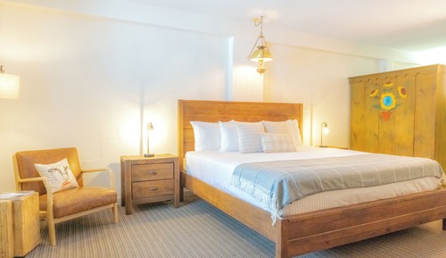 Superior Room, 1 King Bed