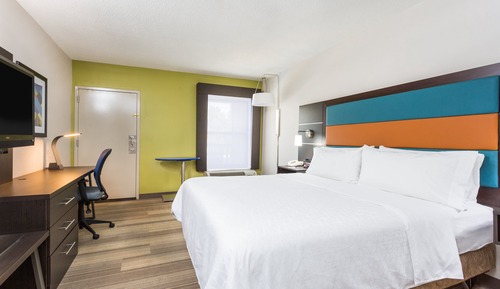 Room, 1 King Bed, Accessible, Non Smoking (Hearing, Mobility Tub)