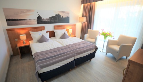 Standard Double Room, Garden View