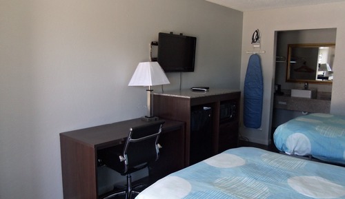 Two Double Beds Non Smoking