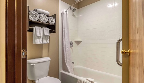 Standard Room, 2 Queen Beds, Non Smoking
