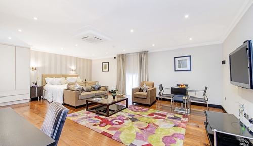 Studio Apartment