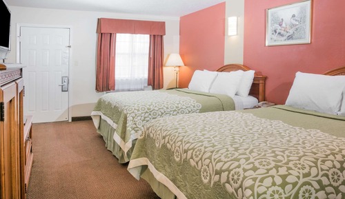 Room, 2 Queen Beds, Smoking