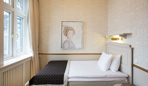 Classic Single Room