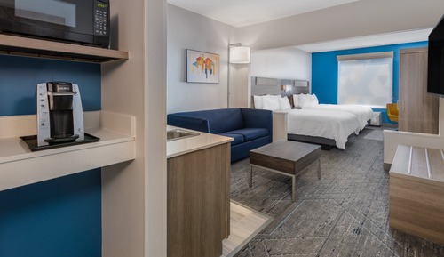 Suite, 2 Queen Beds (LEISURE)
