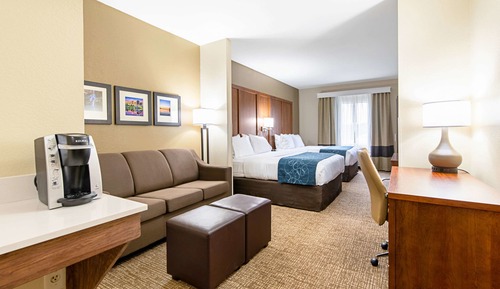 Suite, Multiple Beds, Non Smoking