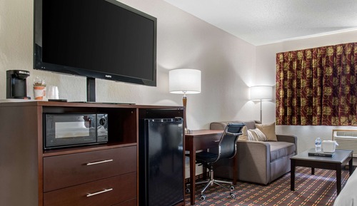Suite, 1 King Bed, Non Smoking