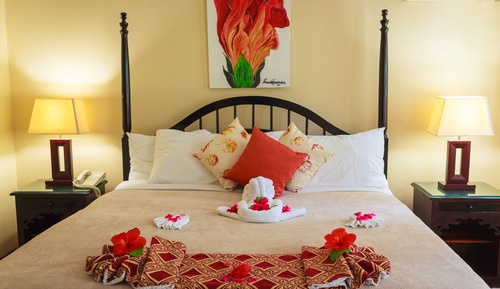 Suite, 1 Bedroom, Garden/Pool View with Full- Time Nanny Service