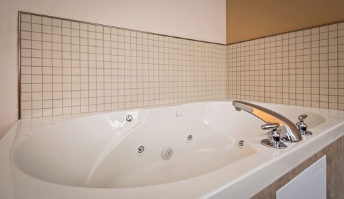 Standard Room, 1 King Bed, Non Smoking, Jetted Tub