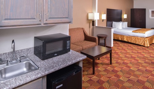Suite, 1 King Bed, Non Smoking