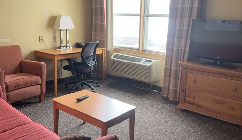 Suite, 1 King Bed, Accessible, Non Smoking